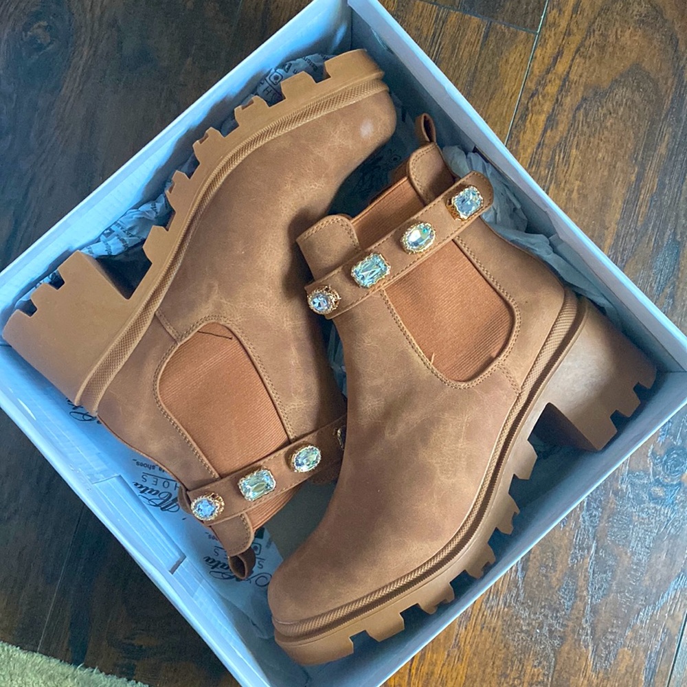Follow Me Boots